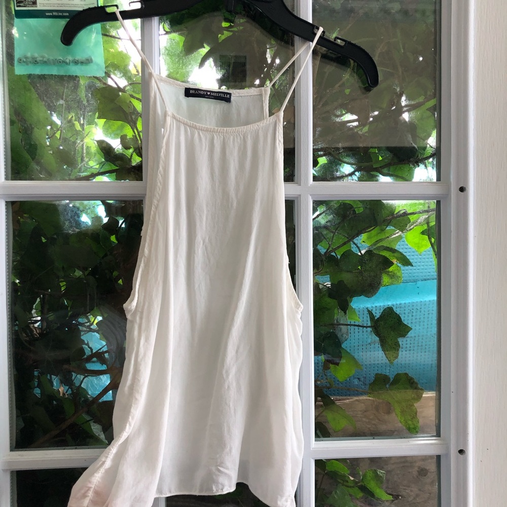 NEVER WORN☁️Brandy Melville White Flowy Tank